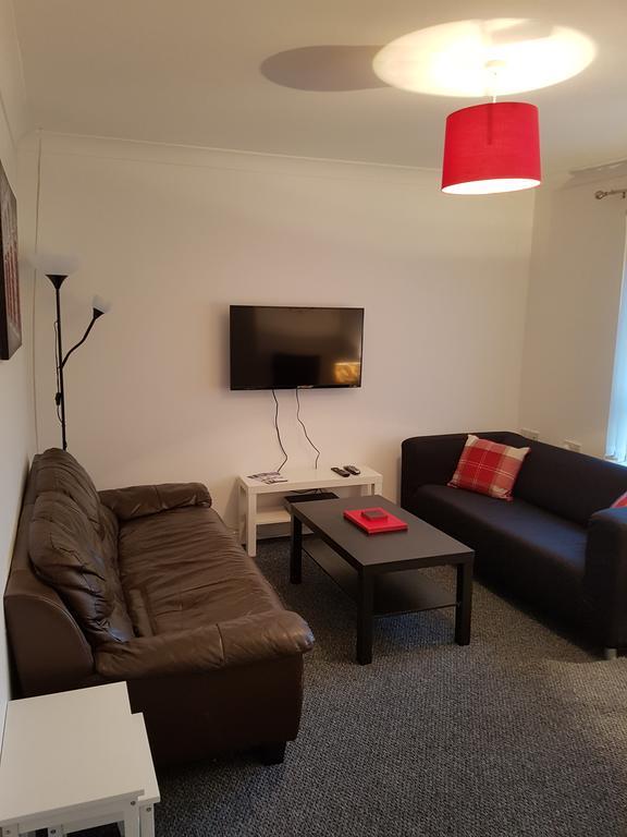 Bathgate Contractor And Business Apartment Esterno foto
